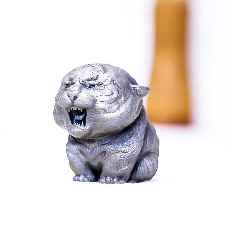 Miniatura de Tigre Rugiente de Hierro Oxidado Rust Iron Mini Roaring Tiger Statue