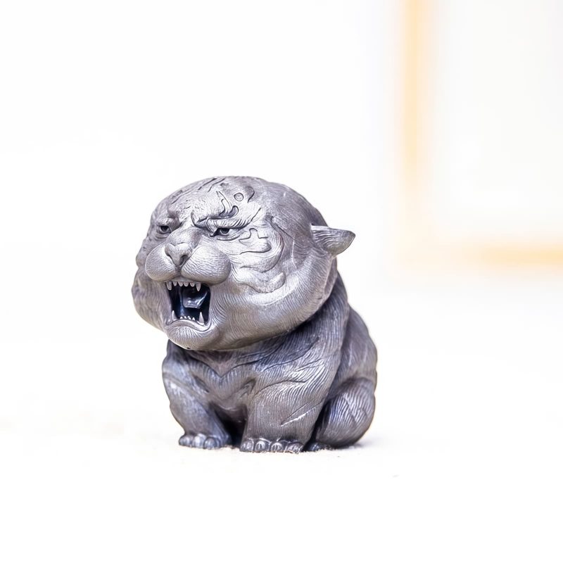 Miniatura de Tigre Rugiente de Hierro Oxidado Rust Iron Mini Roaring Tiger Statue