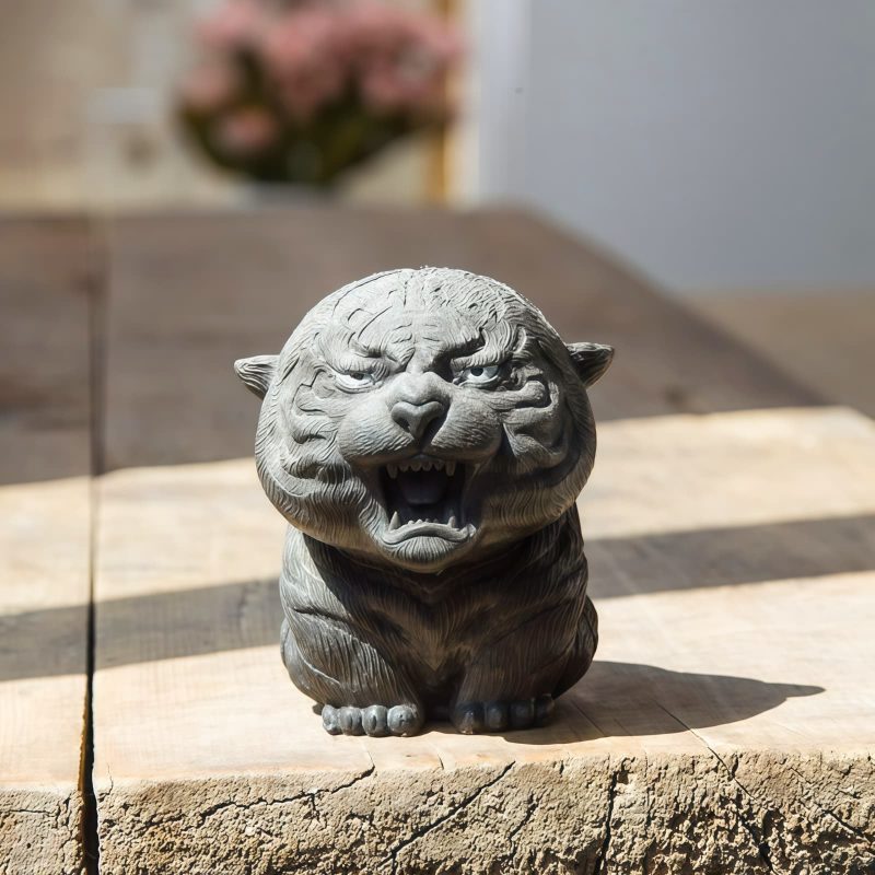 Miniatura de Tigre Rugiente de Hierro Oxidado Rust Iron Mini Roaring Tiger Statue