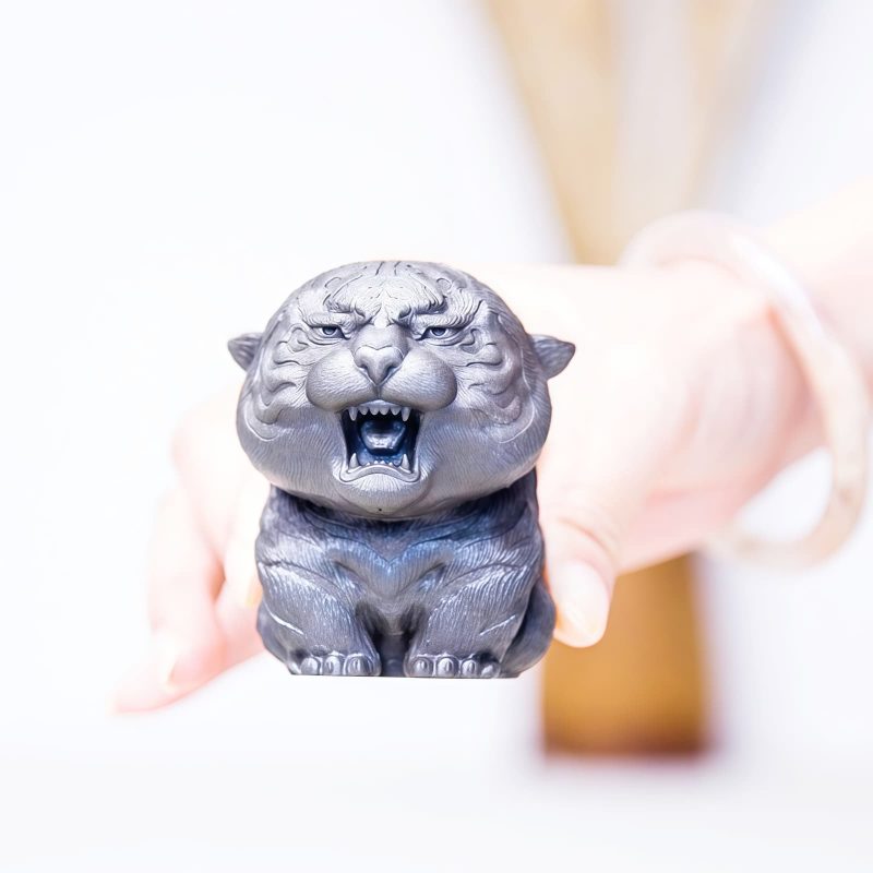 Miniatura de Tigre Rugiente de Hierro Oxidado Rust Iron Mini Roaring Tiger Statue
