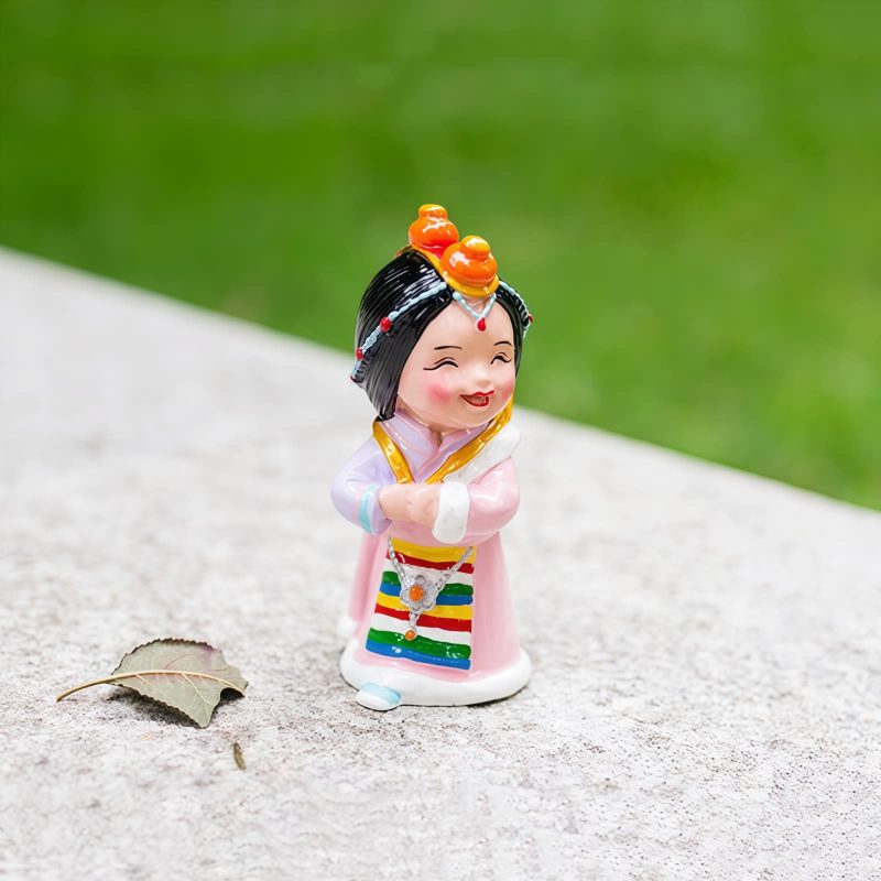 Decoração Artesanal de Figuras Tibetanas Pintadas à Mão Hand Painted Tibetan Figure Decoration