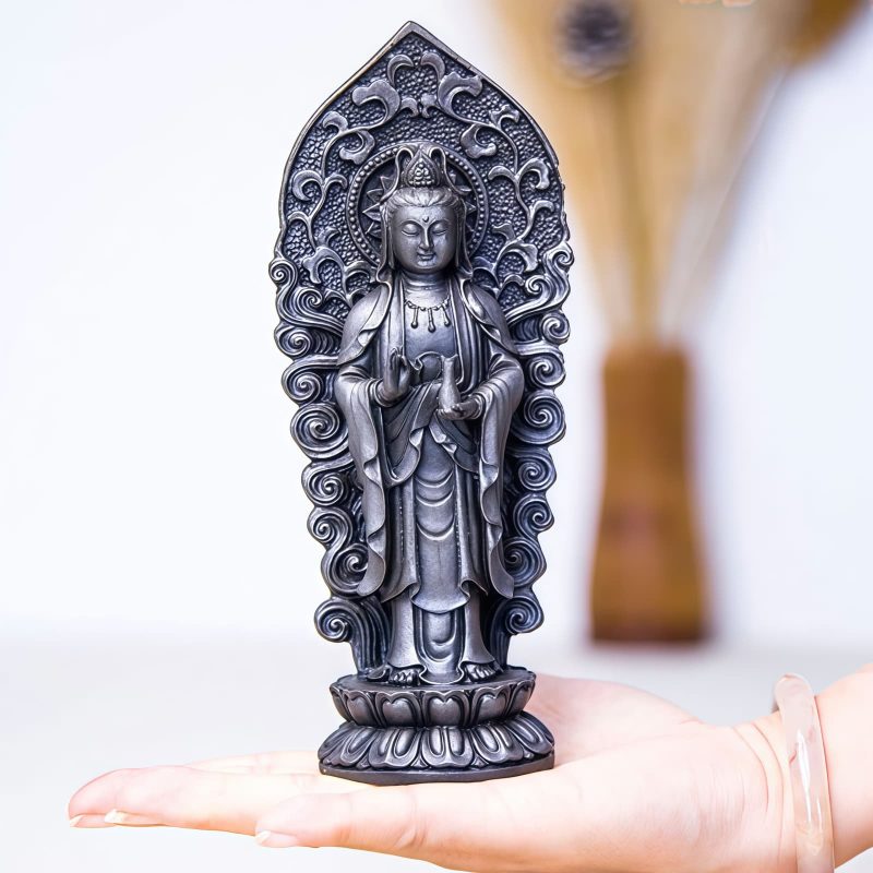 Dekorasi Patung Avalokitesvara dari Bubuk Besi Iron Powder Avalokitesvara Statue Decoration
