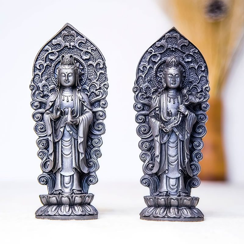 Dekorasi Patung Avalokitesvara dari Bubuk Besi Iron Powder Avalokitesvara Statue Decoration