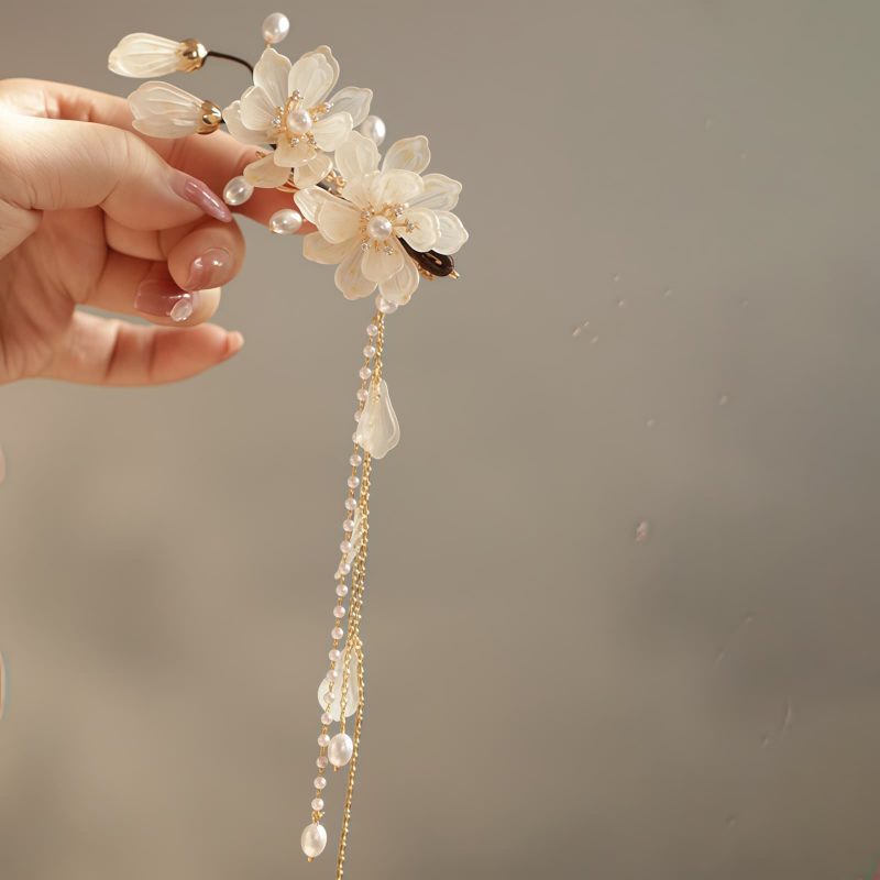 Pasador de Pelo con Borla de Magnolia de Aleación Alloy Magnolia Tassel Hair Clip