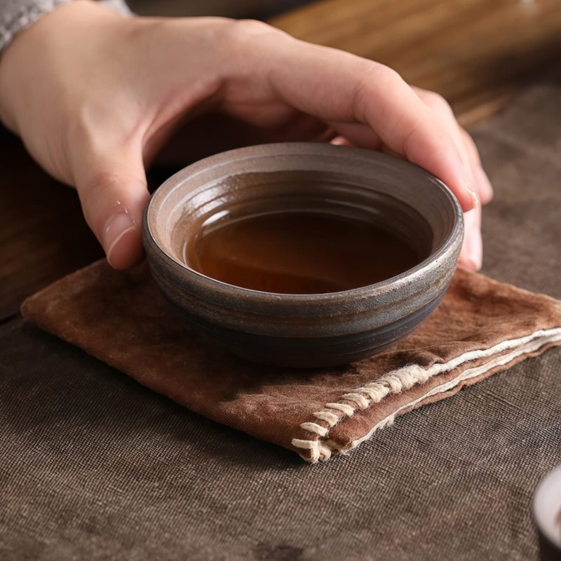 فنجان شاي كونغ فو سيراميك مخطط Ceramic Striped Kung Fu Teacup