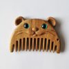 مشط جيبي من خشب الصندل الأخضر حسب الأبراج الصينية Chinese Zodiac Green Sandalwood Portable Comb