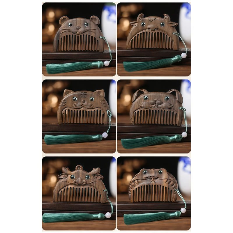 مشط جيبي من خشب الصندل الأخضر حسب الأبراج الصينية Chinese Zodiac Green Sandalwood Portable Comb