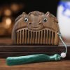 مشط جيبي من خشب الصندل الأخضر حسب الأبراج الصينية Chinese Zodiac Green Sandalwood Portable Comb