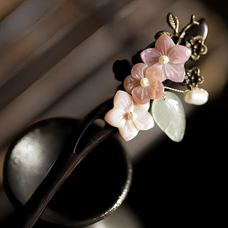 دبوس شعر مبارك من خشب الأبنوس وقشرة الصدف Ebony Shell Blessing Hairpin