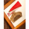 Peine Tallado con Flores de Sándalo Verde Green Sandalwood Floral Engraved Comb