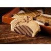 Peine Tallado con Flores de Sándalo Verde Green Sandalwood Floral Engraved Comb
