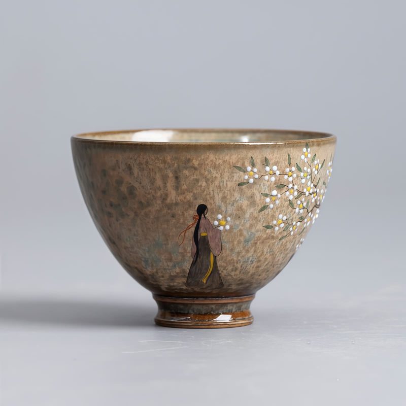Cangkir Teh Porcelain Ru Kiln Jingdezhen dengan Desain Gadis Hanfu Jingdezhen Ru Kiln Porcelain Teacup with Hanfu Girl Design