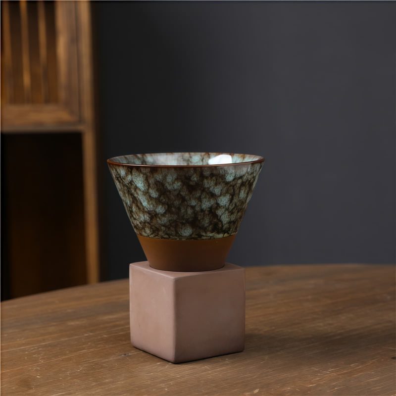 Cangkir Kopi Keramik Retro 200ml dengan Dasar Retro Ceramic 200ml Coffee Mug with Base