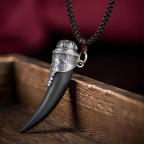 Collar con Diente de Lobo de Obsidiana Negra en Plata 925 Collar con Diente de Lobo de Obsidiana Negra en Plata 925