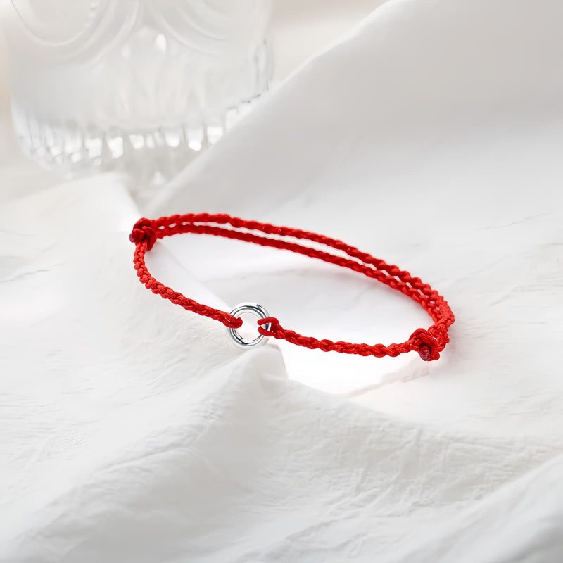 أسورة فضة عيار 925 على شكل عقدة السلام 925 Silver Peace Knot Anklet