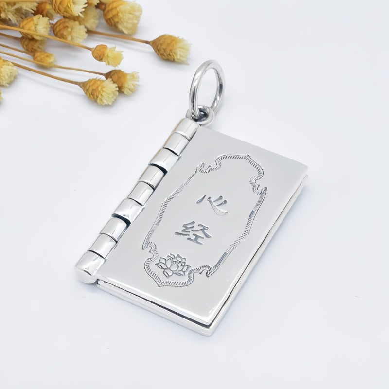 قلادة لوتس السلام من الفضة عيار 990 مع نقش سورة القلب 990 Silver Heart Sutra Lotus Peace Necklace
