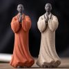 Dekorasi Patung Biksu Meditasi Keramik yang Penuh Welas Asih Ceramic Compassion Meditating Monk Decoration
