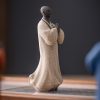Dekorasi Patung Biksu Meditasi Keramik yang Penuh Welas Asih Ceramic Compassion Meditating Monk Decoration