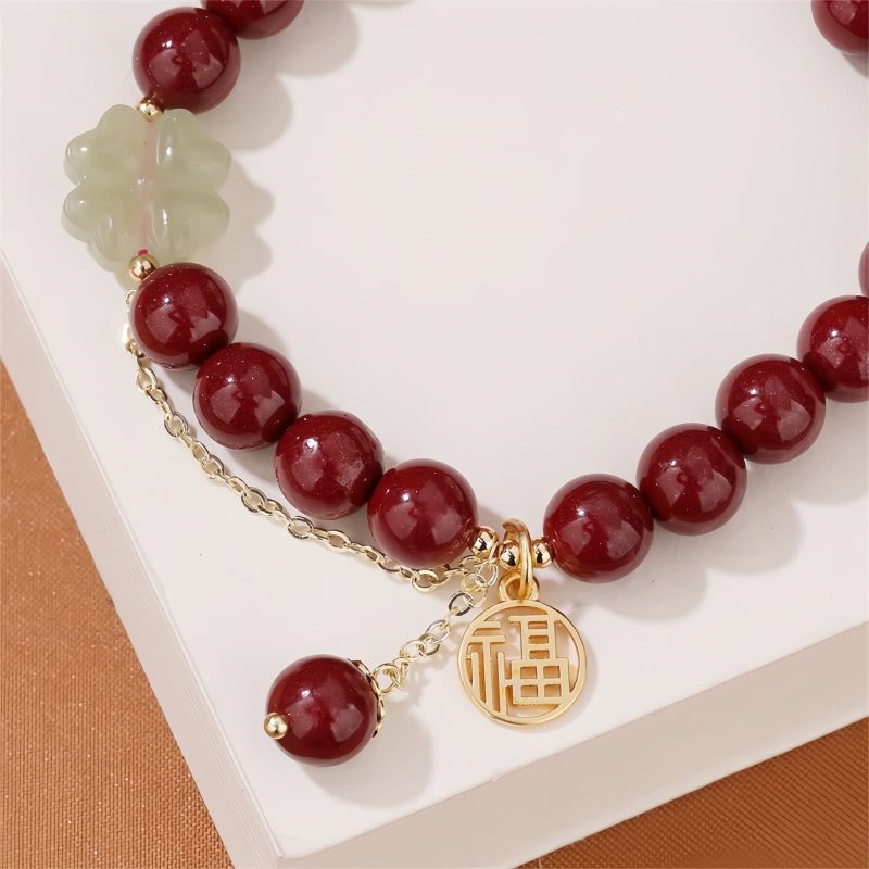 Pulsera de Trébol de la Suerte con Cinabrio y Jade de Hetian Cinnabar & Hetian Jade Lucky Clover Bracelet