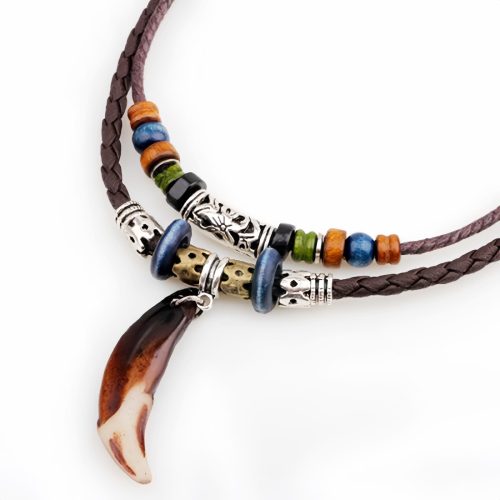 Collar con Diente de Lobo Étnico para la Abundancia Collar con Diente de Lobo Étnico para la Abundancia