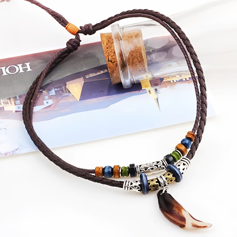 Collar con Diente de Lobo Étnico para la Abundancia Ethnic Wolf Tooth Wealth Necklace