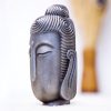 Estatua de Buda Meditando de Resina Fundida con Óxido Rust Cast Resin Meditating Buddha Statue