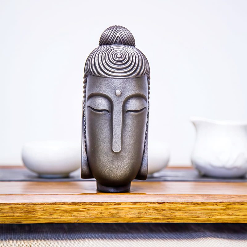 Estatua de Buda Meditando de Resina Fundida con Óxido Rust Cast Resin Meditating Buddha Statue