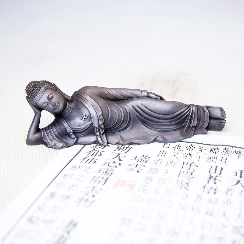 Estatua de Buda Shakyamuni de Hierro Rústico Rustic Iron Shakyamuni Buddha Statue