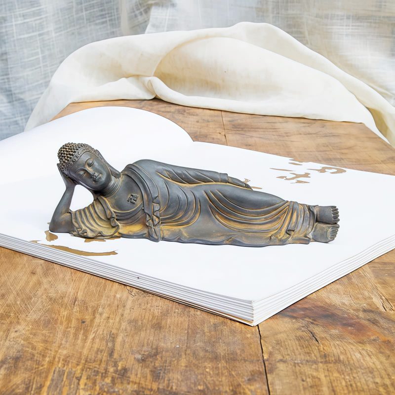 Estatua de Buda Shakyamuni de Hierro Rústico Rustic Iron Shakyamuni Buddha Statue