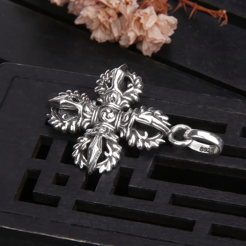Collar Tibetano de Plata Esterlina 925 con Doble Dorje Vajra para la Fuerza Tibetan 925 Sterling Silver Double Dorje Vajra Strength Necklace
