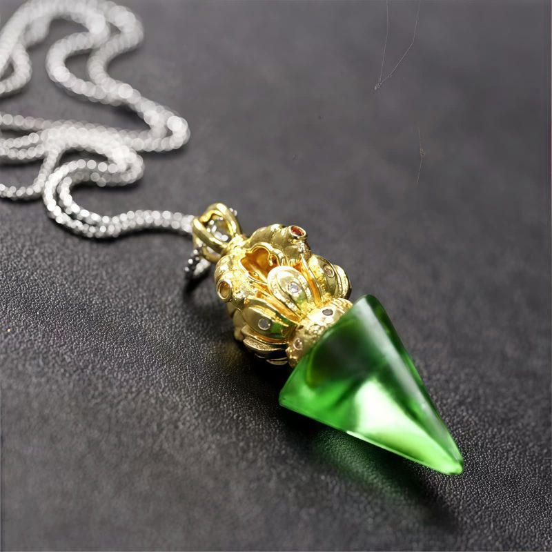 Collar con colgante de cristal Liuli de Loto Dorje Vajra Tibetano Tibetan Dorje Vajra Lotus Liuli Crystal Necklace Pendant