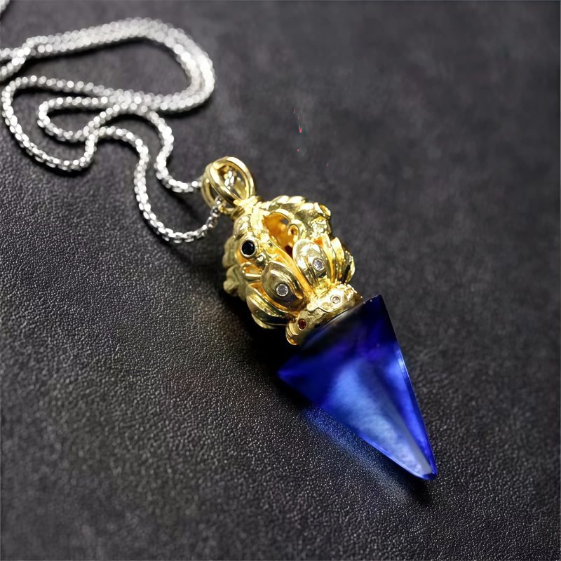 Collar con colgante de cristal Liuli de Loto Dorje Vajra Tibetano Tibetan Dorje Vajra Lotus Liuli Crystal Necklace Pendant