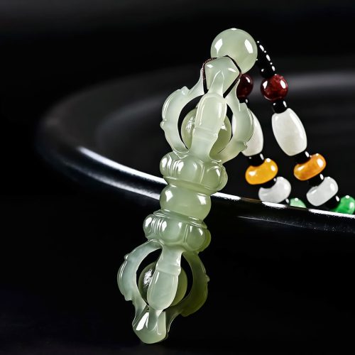 Collar con dije de Dorje Vajra de Jade Hetian Tibetano para el Éxito Collar con dije de Dorje Vajra de Jade Hetian Tibetano para el Éxito