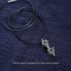 قلادة فضة تبتية عيار 925 أوم ماني بادمي هوم تعزز القوة الروحية Tibetan 925 Silver Om Mani Padme Hum Strength Pendant
