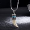 Collar con dije de diente de lobo de acero de titanio Titanium Steel Wolf Tooth Pendant Necklace