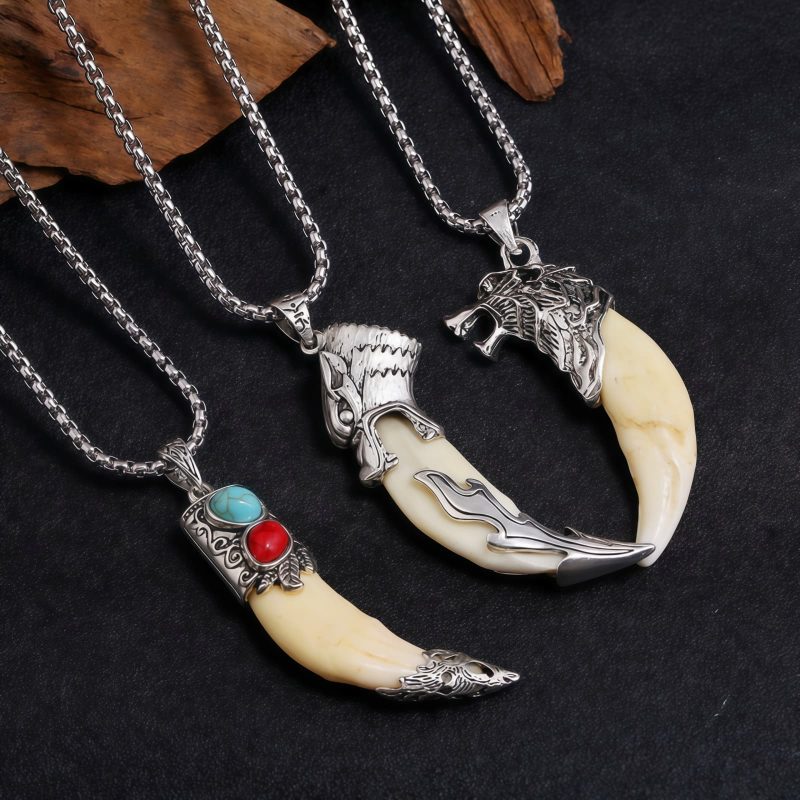 Collar con dije de diente de lobo de acero de titanio Titanium Steel Wolf Tooth Pendant Necklace