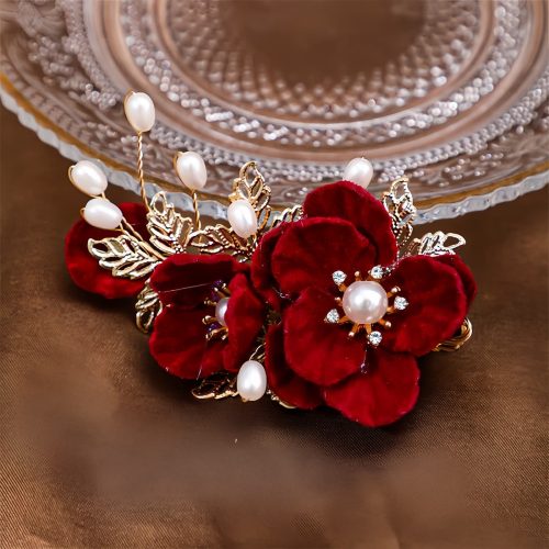 Clip de Cabello Vintage de Camelia Roja Clip de Cabello Vintage de Camelia Roja