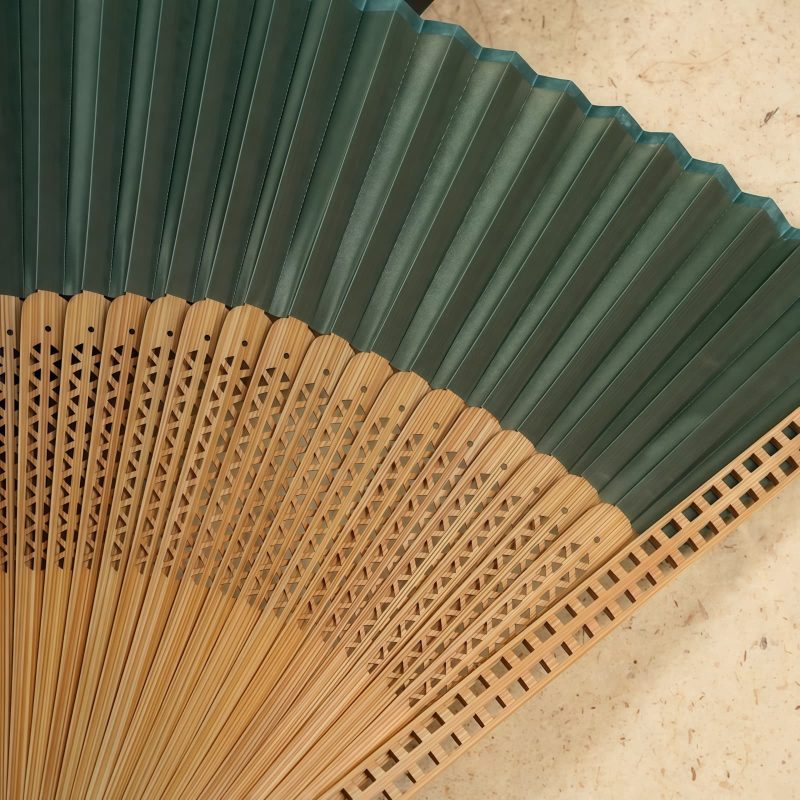 Kipas Lipat Vintage Kerangka Bambu Buatan Tangan Handmade Bamboo Frame Vintage Folding Fan