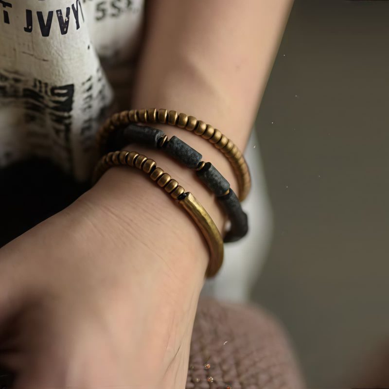 Pulsera Calmante de Vueltas Múltiples de Roca de Lava y Latón Lava Rock Brass Multi-Turn Calm Bracelet