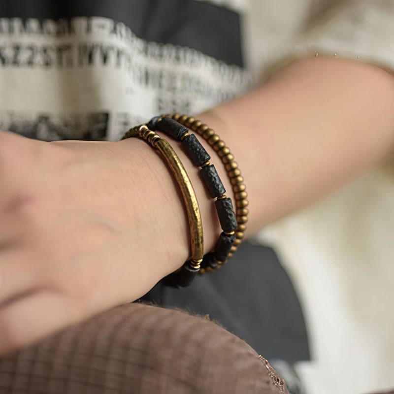 Pulsera Calmante de Vueltas Múltiples de Roca de Lava y Latón Lava Rock Brass Multi-Turn Calm Bracelet