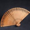 Abanico Plegable de Madera de Thuja Nubes Auspiciosas Thuja Wood Auspicious Clouds Folding Fan
