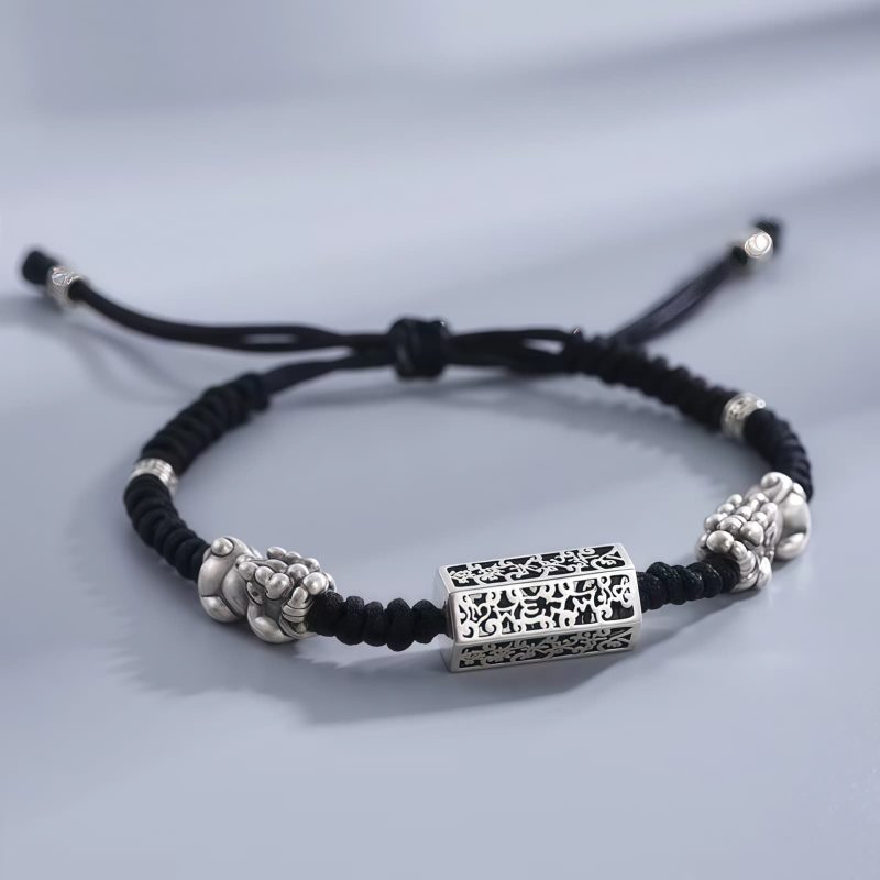 チベットの銅製オムマニパドメフムブレスレット Tibetan Copper Om Mani Padme Hum Bracelet
