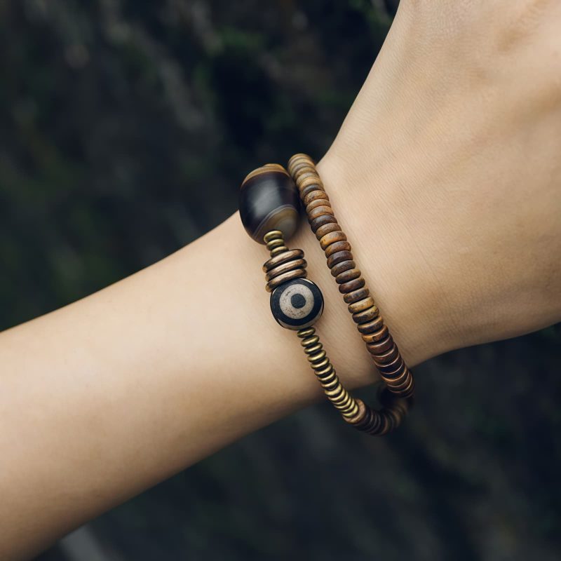 Pulsera Tibetana de Doble Vueltas con Dzi para la Calma Tibetan Dzi Bead Double Wrap Calm Bracelet