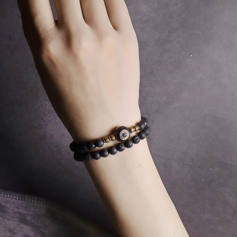 Pulsera de Lava Volcánica Vintage con Ojo de Tigre de Tres Ojos Vintage Lava Rock Healing Bracelet with Three-eyed Dzi Bead