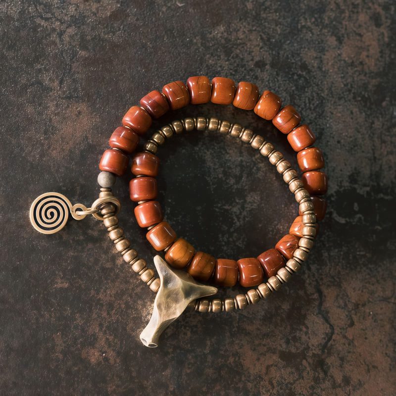 Pulsera Tibetana de Fuerza de Hueso de Yak con Colgante de Cobre Yak Bone Tibetan Strength Bracelet with Copper Pendant