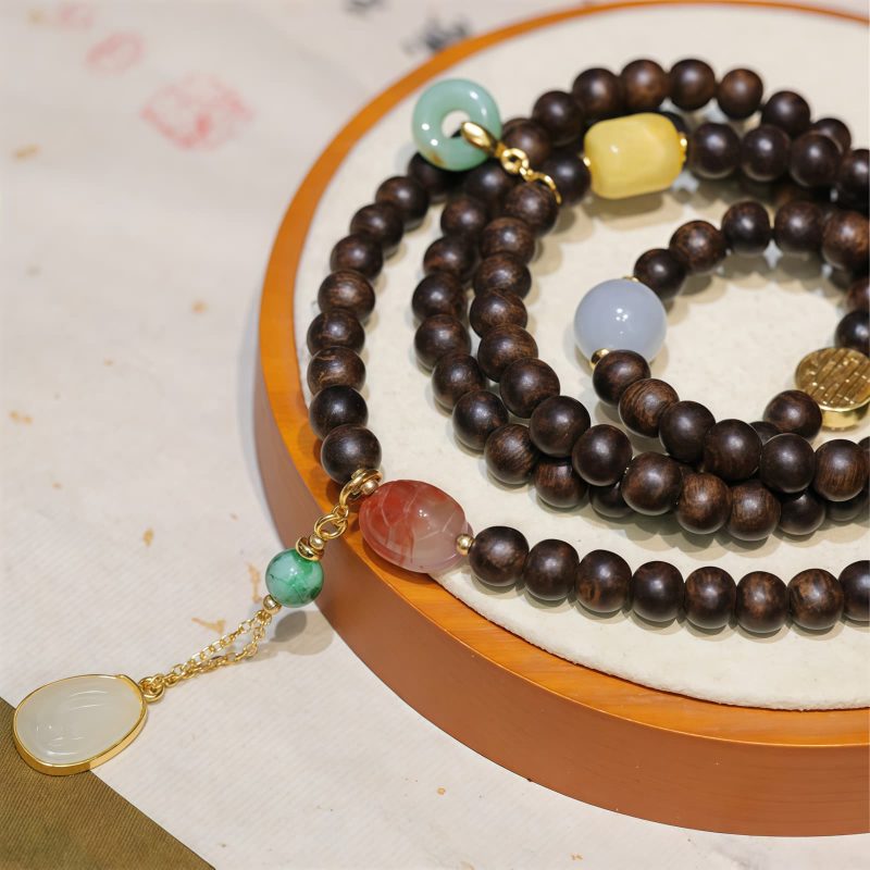 سوار خرز مالا 108 من خشب العود بروناي Brunei Agarwood 108 Mala Beads Bracelet