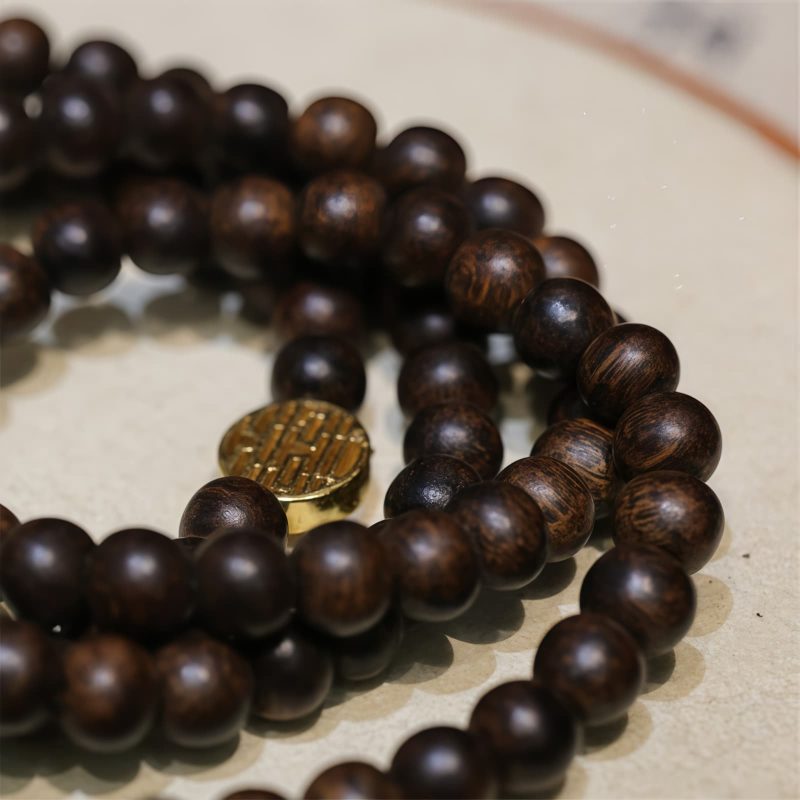 سوار خرز مالا 108 من خشب العود بروناي Brunei Agarwood 108 Mala Beads Bracelet