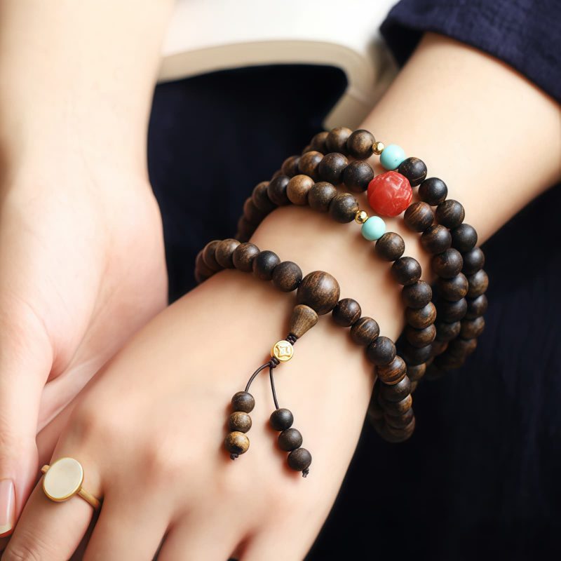 Gelang Meditasi Agarwood Turquoise dengan 108 Butir Turquoise Agarwood Meditation Bracelet with 108 Beads